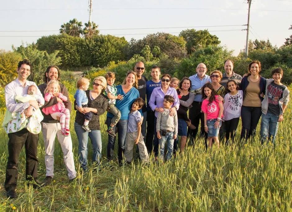 La familia entera, Arie y Eva con sus hijos y nietos