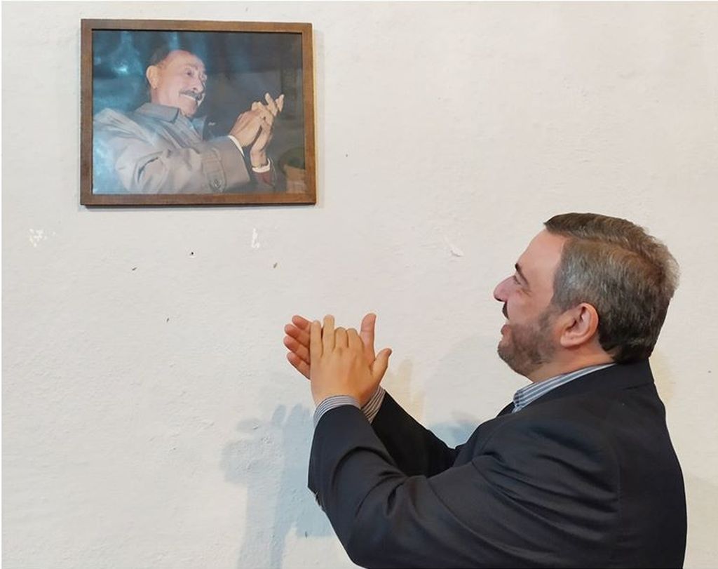 Orgulloso de haber sido uno de los jóvenes colaboradores del General Liber Seregni,una figura que Bergara sigue viendo como fuente de inspiración (Foto: Facebook) Orgulloso de haber sido uno de los jóvenes colaboradores del General Liber Seregni,una figura que Bergara sigue viendo como fuente de inspiración (Foto: Facebook)