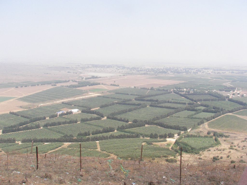 Un paisaje desde el Golan hacia abajo, en el valle