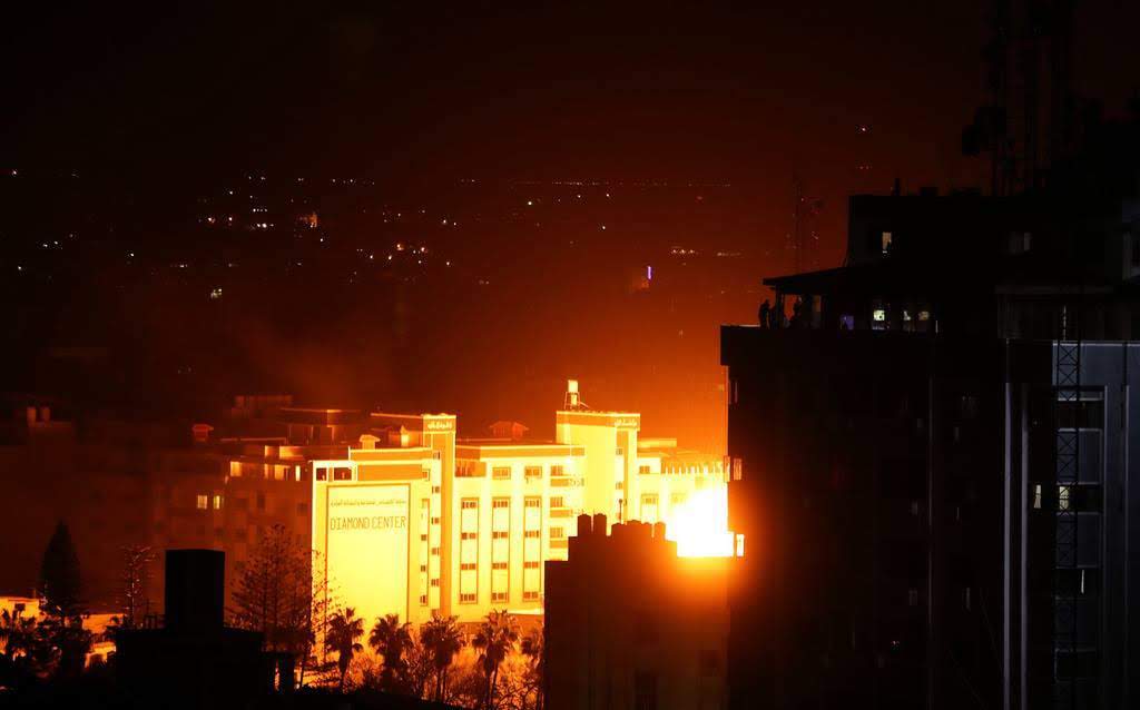 Explosiones en Gaza al comenzar el operativo israelí Respuesta israelí contra Hamas en Gaza