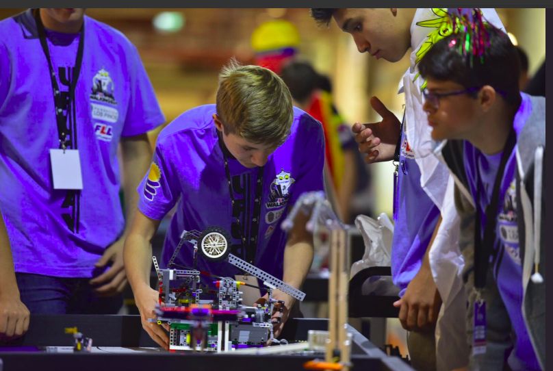 Uno de los equipos uruguayos en el OPEN de Robótica Uno de los equipos uruguayos en el OPEN de Robótica