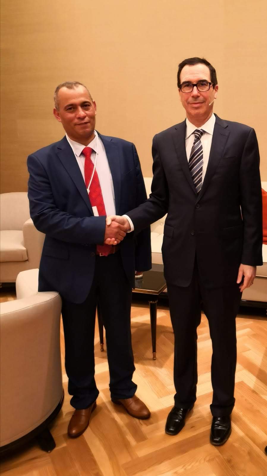 Ja´abari con el Secretario del Tesoro de Estados Unidos Steve Minuchin Ja´abari con el Secretario del Tesoro de Estados Unidos Steve Minuchin