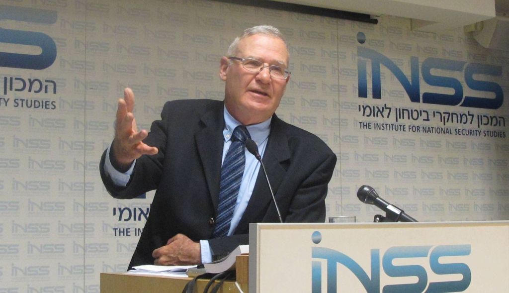 Amos Yadlin Amos Yadlin