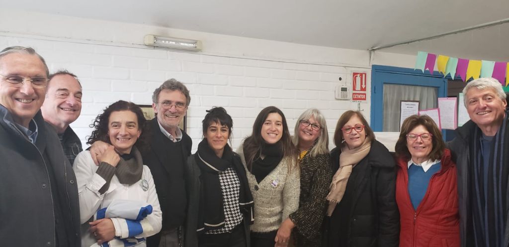 De izq a der: Roberto Cyjon, William Rozenbaum, Maribel Fagundez, Héctor Florit, Sapir Efron, Patricia Albojer, Esther Ribas, Mónica Rozenbaum, Celia Silveira, Sergio Gorzy De izq a der: Roberto Cyjon, William Rozenbaum, Maribel Fagundez, Héctor Florit, Sapir Efron, Patricia Albojer, Esther Ribas, Mónica Rozenbaum, Celia Silveira, Sergio Gorzy
