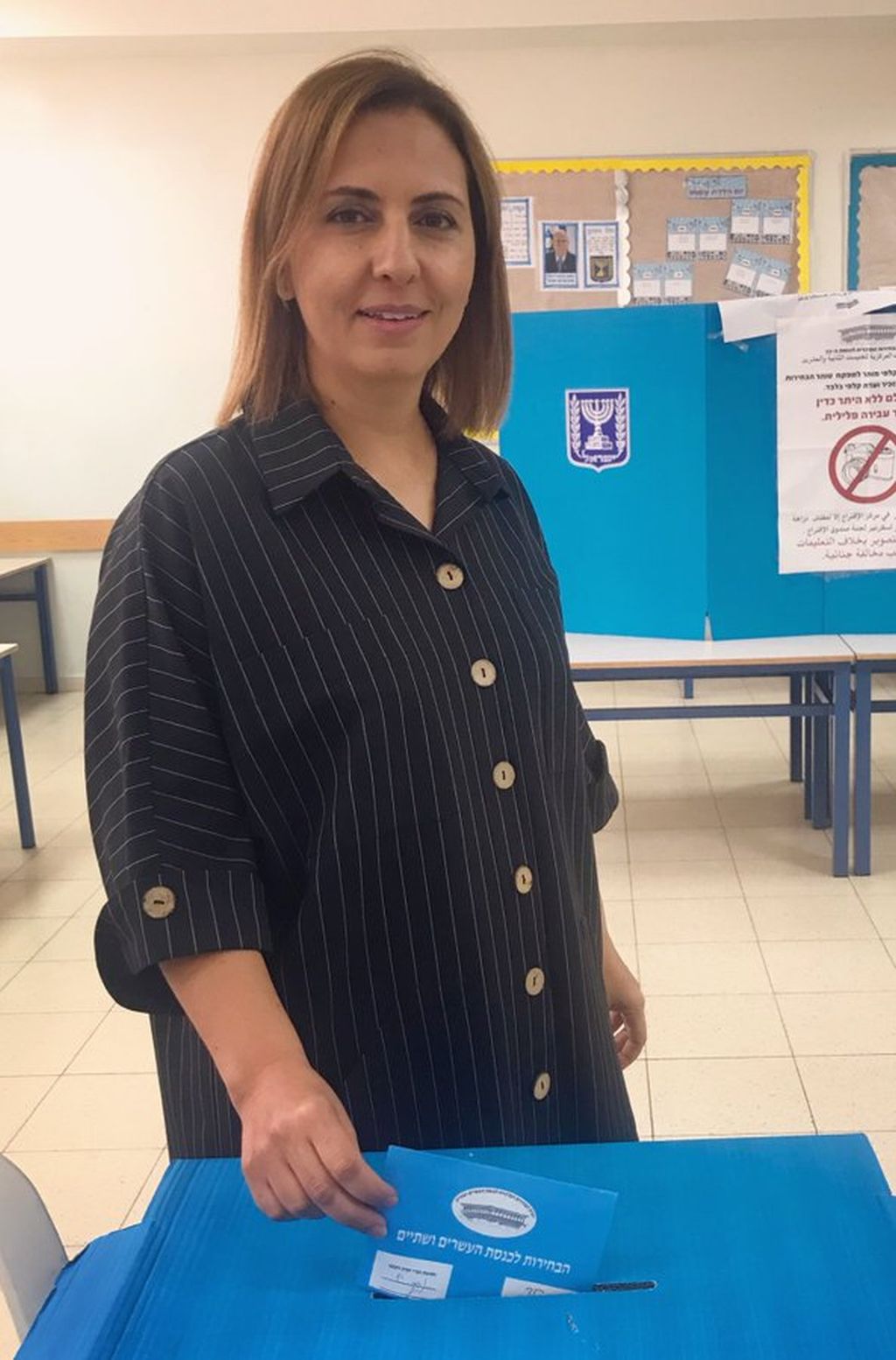 Votando en las elecciones de abril 2019 Votando en las elecciones de abril 2019