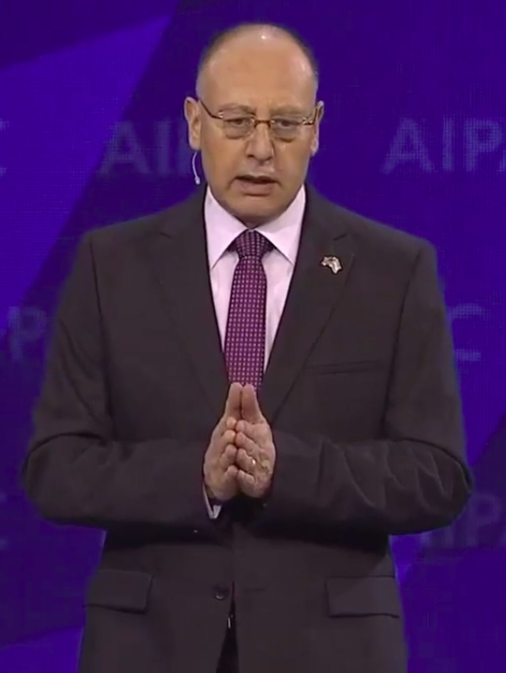 El Dr. Masad Barhum, una imagen de Youtube cuando fue invitado a AIPAC El Dr. Masad Barhum, una imagen de Youtube cuando fue invitado a AIPAC