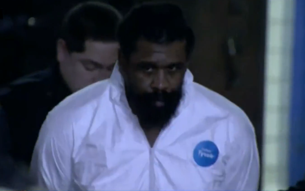 El sospechoso detenido, Thomas Grafton. (Captura de pantalla de CBS) El sospechoso detenido, Thomas Grafton. (Captura de pantalla de CBS)