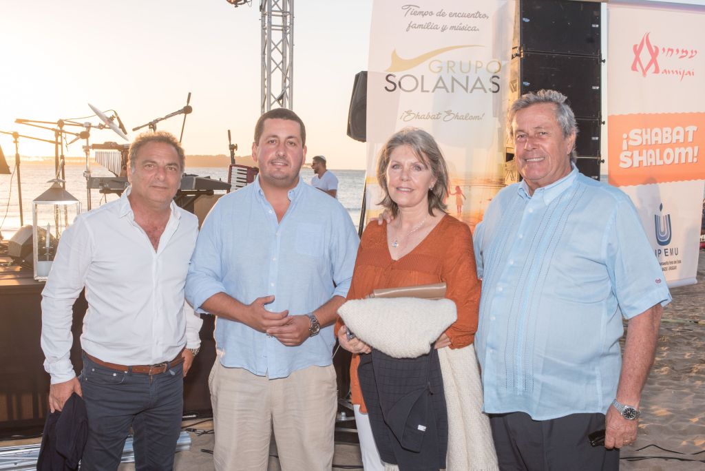 El Alcalde de Punta del Este Andrés Jafif, el Diputado electo por Maldonado Diego Echeverría y los Antía, el Intendente de Maldonado y su esposa