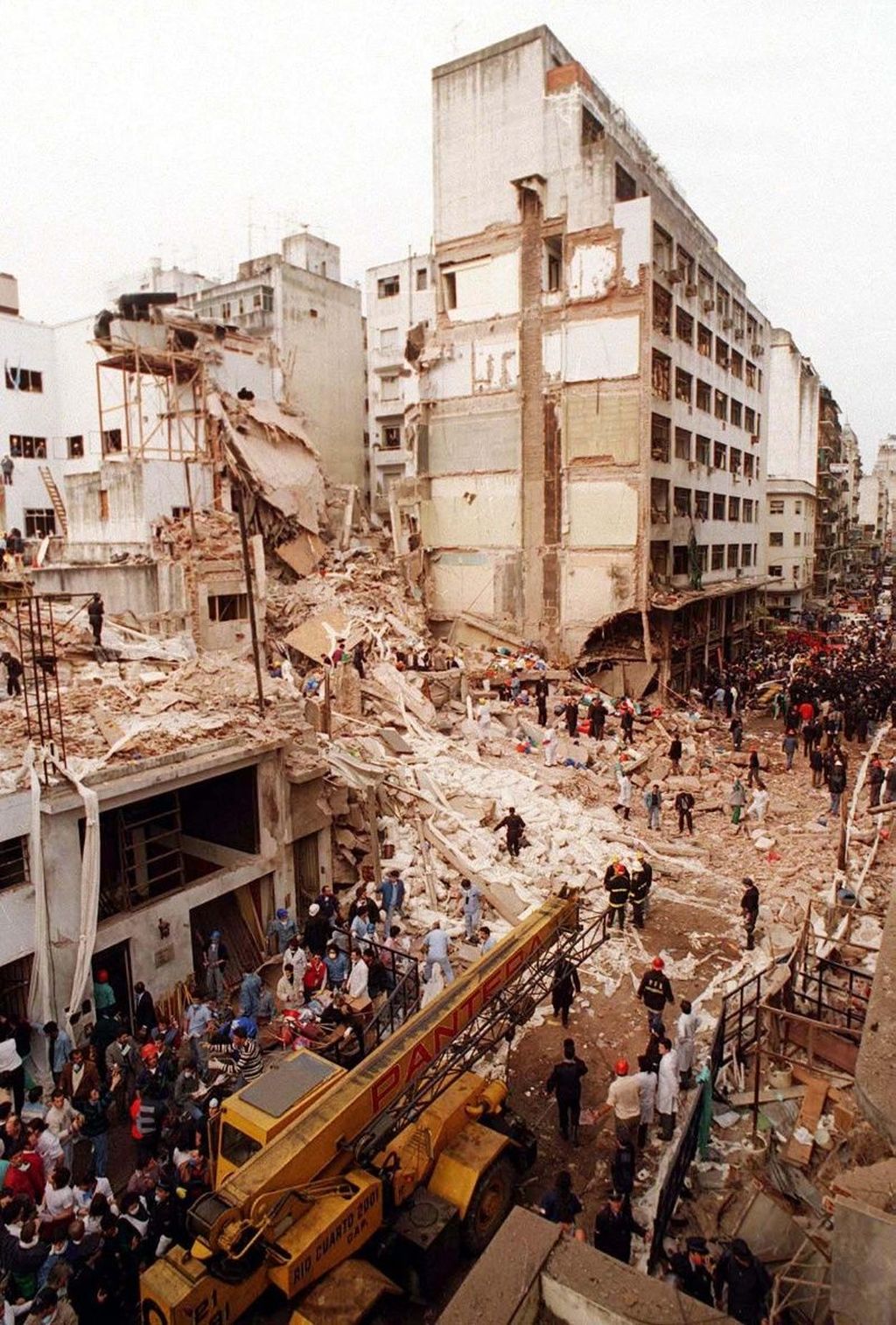 El atentado contra la AMIA, 1994 (Foto: Wikimedia Commons)