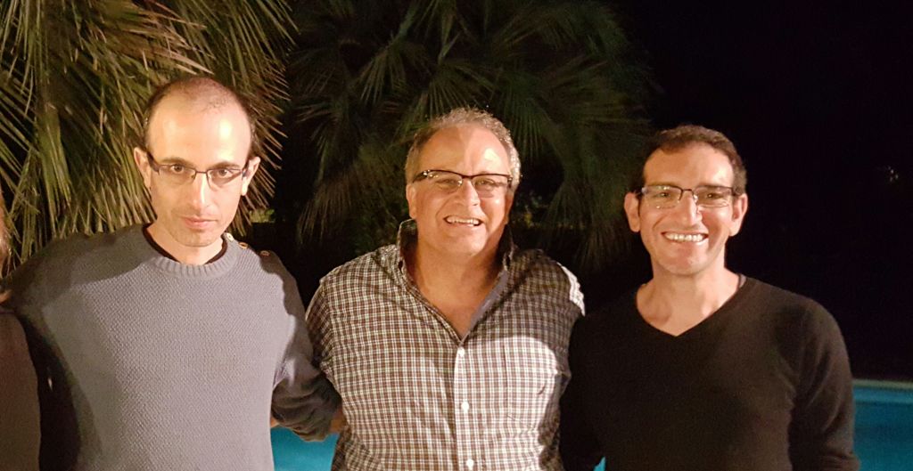Y con Yuval Noah Arari Y con Yuval Noah Arari