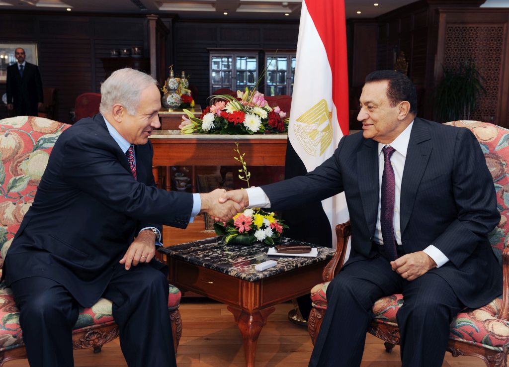 Encuentro entre Netanyahu y Mubarak