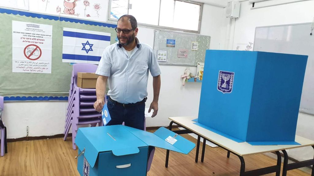 Ofer Kasif, el único diputado judío de la Conjunta Ofer Kasif, el único diputado judío de la Conjunta