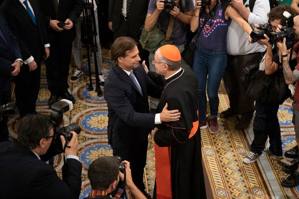 Los mejores deseos del Cardenal Sturla, en nombre de todos, al Presidente Lacalle Pou