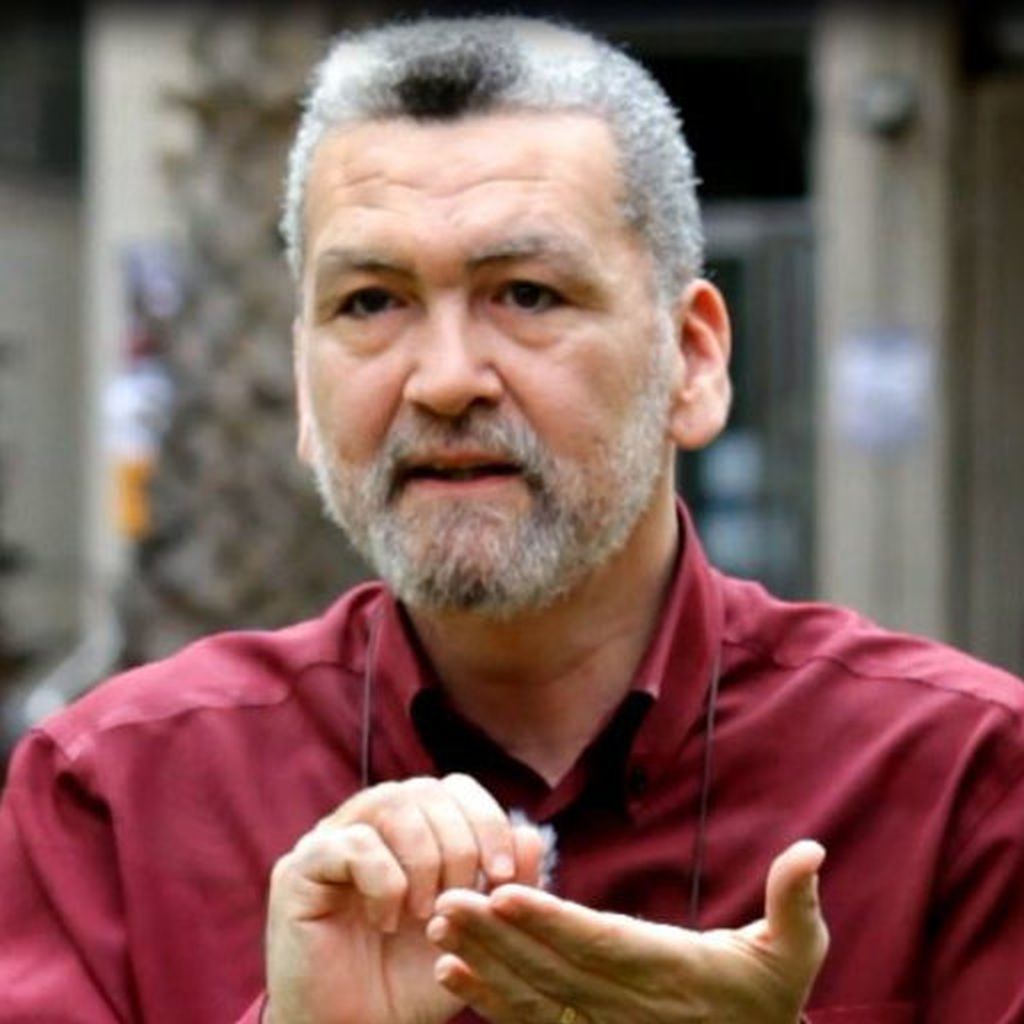 Profesor Javier García, Universidad de Valencia