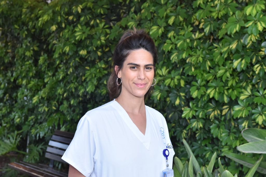 Hadil en el hospital, en Naharia