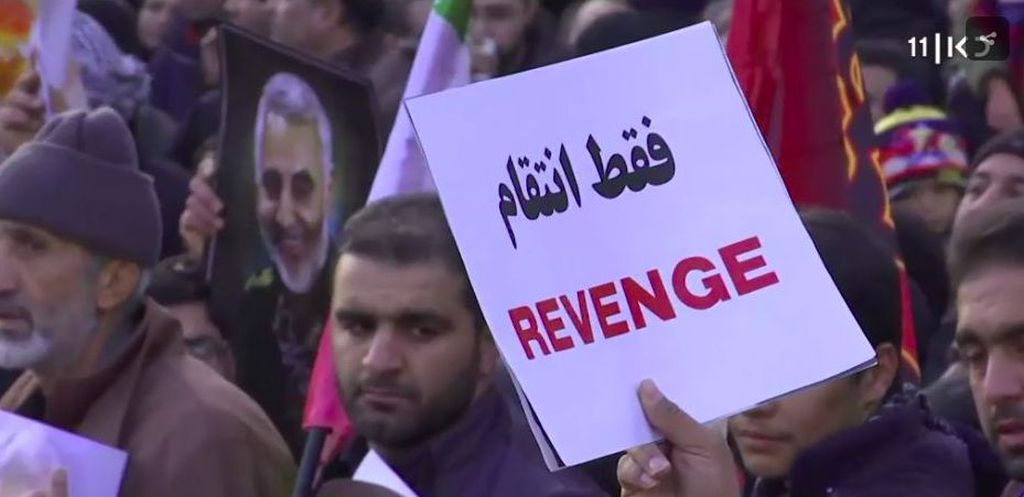 Pedido de venganza en el funeral de Soleimani (Captura de pantalla de la tv israelí KAN, canal 11, tomado de transmisión en vivo de televisión iraní) Pedido de venganza en el funeral de Soleimani (Captura de pantalla de la tv israelí KAN, canal 11, tomado de transmisión en vivo de televisión iraní)
