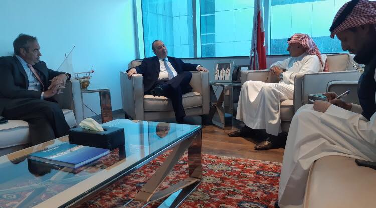 Con Zayed Bin Rashid Al Zayani, Ministro de Turismo de Bahrein