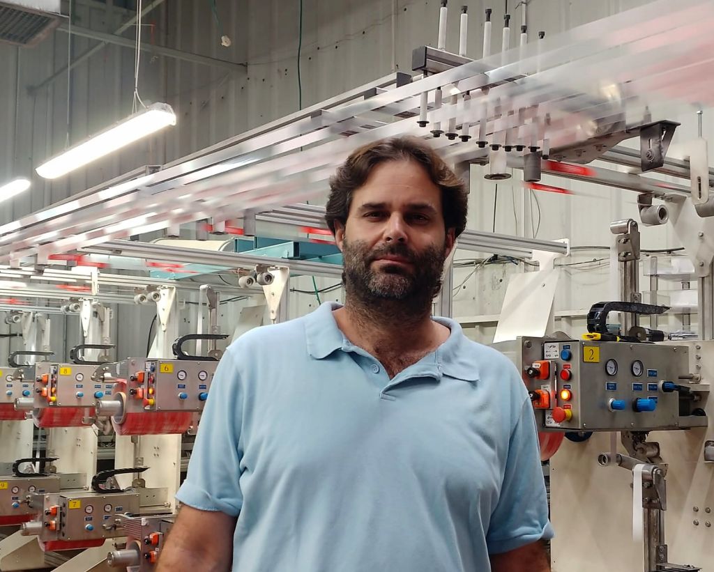 Javier en la fábrica