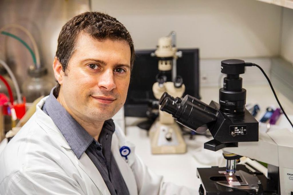 El Dr. Abraham (Rami) Unterman