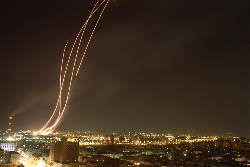 Patriot sobre el cielo de Tel Aviv, disparado para interceptar misiles lanzados desde Irak (Foto : Nathan Alpert, GPO)