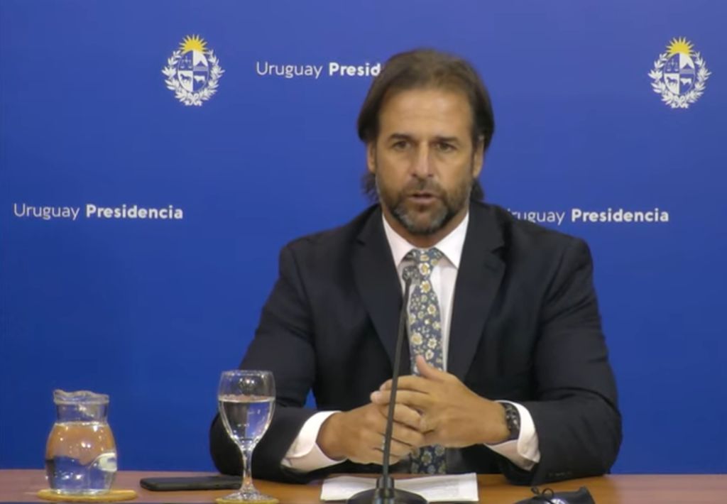 El Presidente Luis Lacalle Pou en rueda de prensa