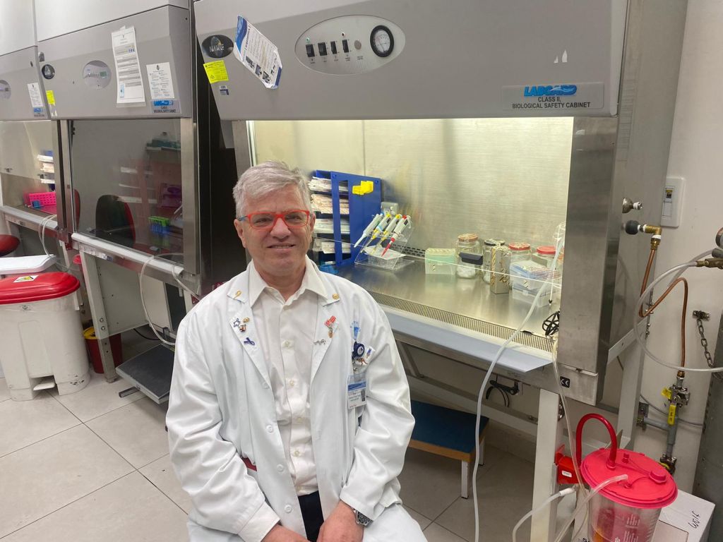 El Profesor Arber en el laboratorio (Foto: Ichilov)