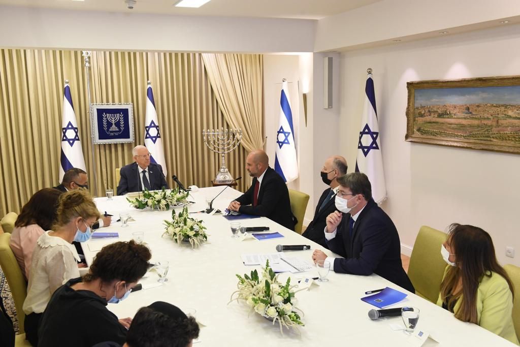 La delegación del Likud, este lunes 5 de abril, con el Presidente Rivlin (Foto: Mark Neyman, GPO)