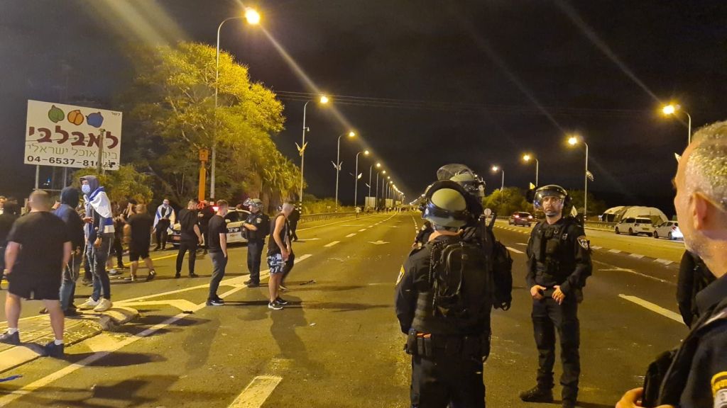 Refuerzos policiales en ciudades mixtas