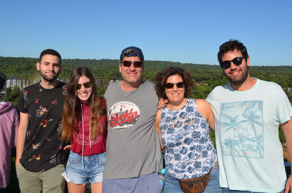 En familia