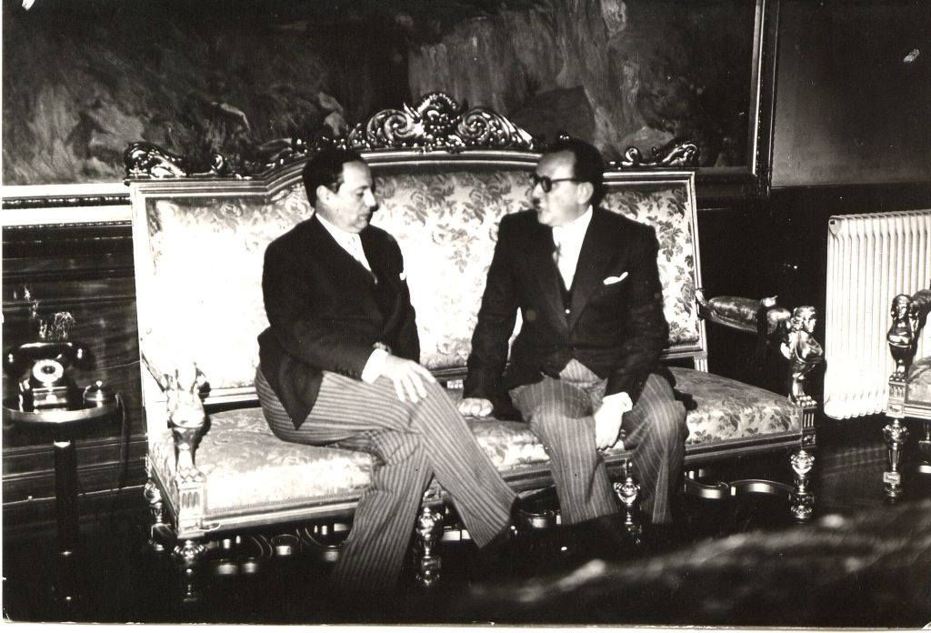 Yaakov Tsur, primer Embajador de Israel en Uruguay y Argentina, aquí con el Presidente uruguayo Luis Batlle Berres