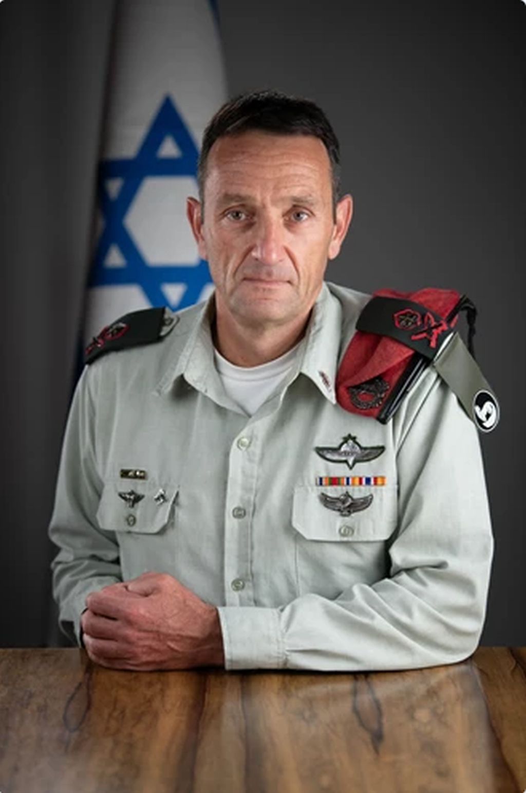 Retrato oficial de Herzi Halevi como General. Este lunes fue ascendido a Teniente General.