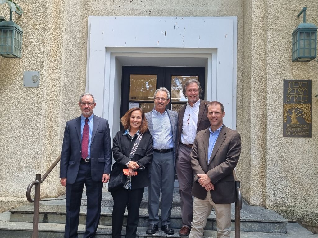 Allan Schneider. Heidi Landman, Mario Kaczka, Carlos Batthyany y José Badano