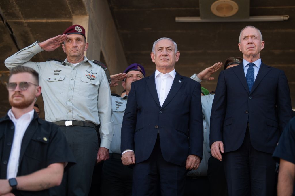 Netanyahu y el Ministro de Defensa Gallant junto al Tte. Gral. Herzi Halevi