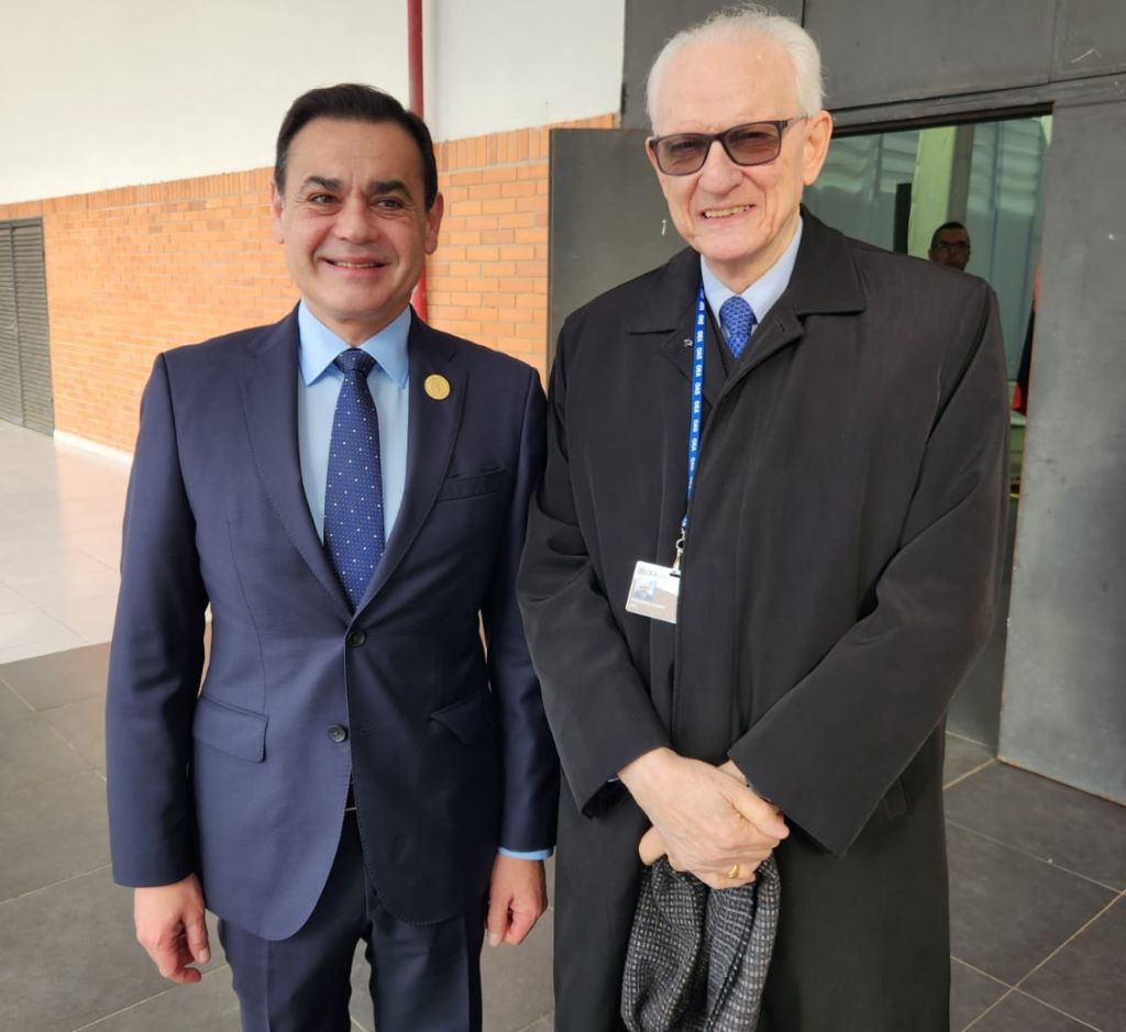 Con el Ministro de RREE del Paraguay Ruben Lezcano en Asunción en junio 2024