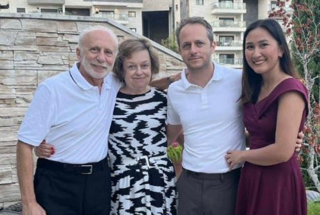 os 4 muertos en Haifa: Vladimir Gershovitz, 73; Lena Ostrovsky, 68; Dima Gershovitz, 42; y Lucille Jane Gershovitz, 29. Dima, hijo único, había contraído matrimonio con Lucille en abril del 2024.