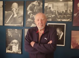 El fallecido fotógrafo israelí David Rubinger en su casa en Jerusalem