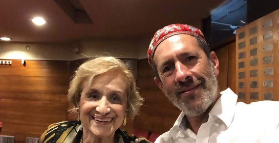 Alain Mizrahi y su abuela Irene, sobreviviente