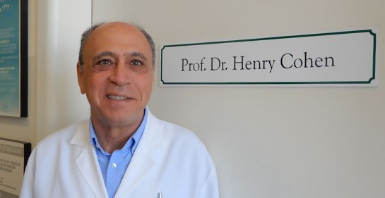 Importante distinción al gastroenterólogo Profesor Dr. Henry Cohen