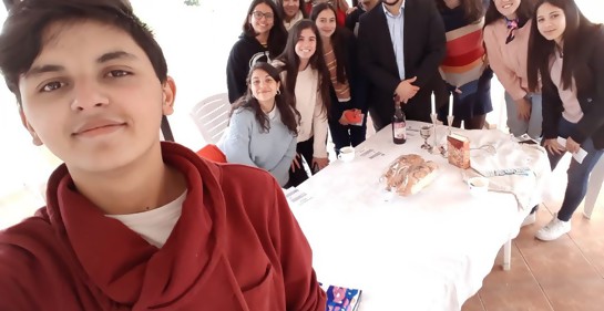 Una visita de lujo: Max Godet comparte la cuarta actividad anual de Embajadores de Proyecto Shoá