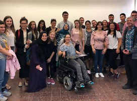 Un judío, un musulmán y un cristiano en una misma aula. ¿Por qué no?