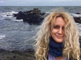 La mujer de la lapicera roja: Andrea Durlacher