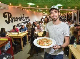 Una noche en Brooklyn Pizza