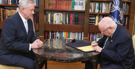 Política a la sombra del Corona: Rivlin encomendó a Gantz la formación del gobierno
