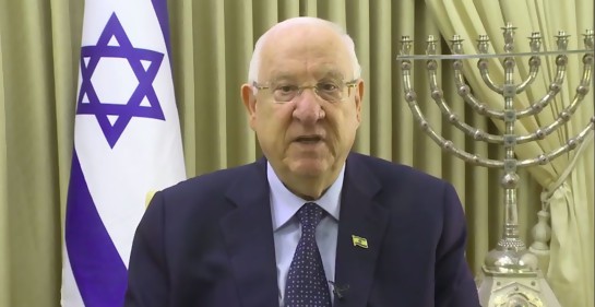 Rivlin llamó a Abbas y habló de cooperar para garantizar la salud de israelíes y palestinos