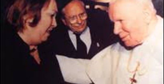 En el centenario del natalicio del Papa Juan Pablo II, recordamos  cómo salvó a una niña judía en la Shoa