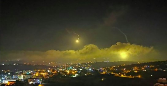 Bombas de iluminación sobre lado israelí