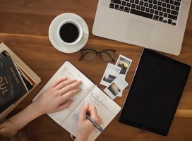 El “Ghostwriter”: un escritor profesional que ayuda a cumplir el sueño del libro propio 