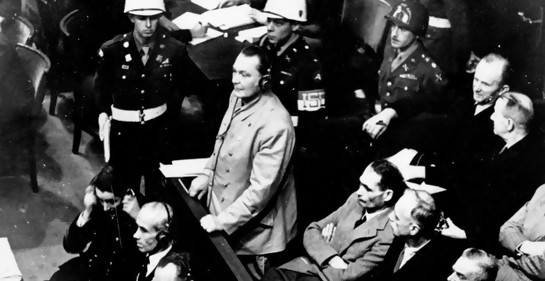 Nieto de nazi devuelve una tienda confiscada a un judío durante la ocupación alemana