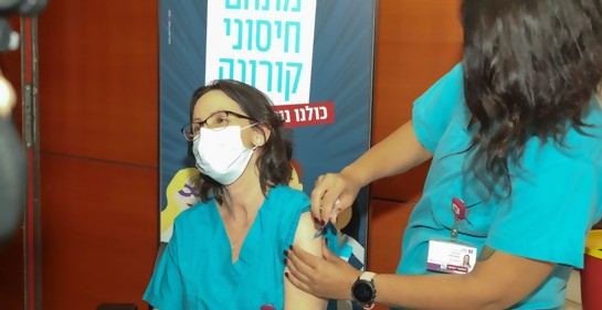 Un enorme entusiasmo envolvió a Israel en el primer día de la vacunación