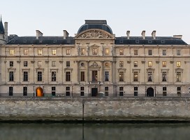 El ministro de justicia de Francia tiene como objetivo cambiar la ley después del fallo judicial sobre el asesinato de Halimi